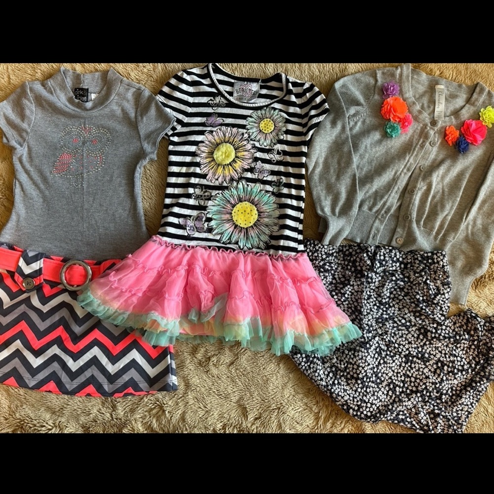 4 pc lot girls Sz 4/5 Spring fun. Excellent Condition.